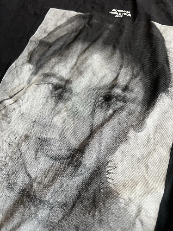 Rosalia Motomami World Tour 2022 Graphic T Shirt Size S - Image 2 of 4