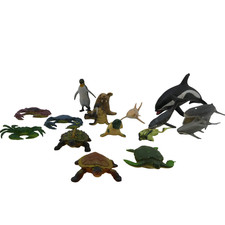 Lot Of 16 Mixed Sea Creatures Animals Figure Orca Dolphin Turtles Crab Penguin