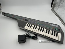 YAMAHA SHS-10 Shoulder Keyboard Keytar 32 Keys Speaker AC100V Works