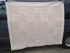 VINTAGE FLOWER BASKET CORAL PINK HAND STITCHED QUILT C. 1930s 68" X 82"