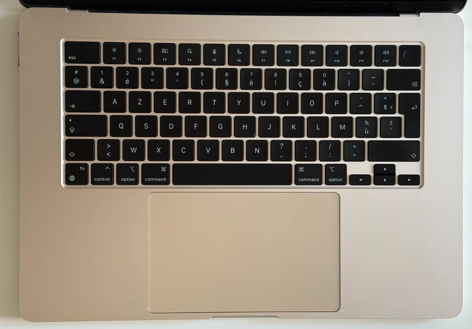 Apple MacBook Air 15" M2 · 16GB · 1TB, photo 4 sur 5