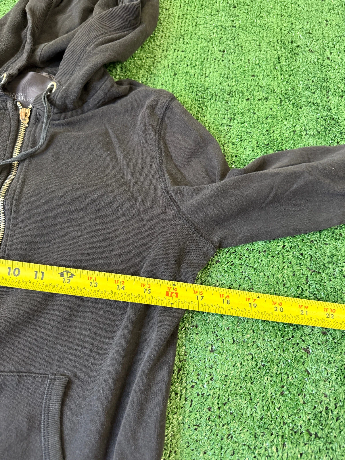 UNDERCOVER Felpa con cappuccio zip intera Victoria’s Secret Super Model Essentials taglia S nera DIFETTI