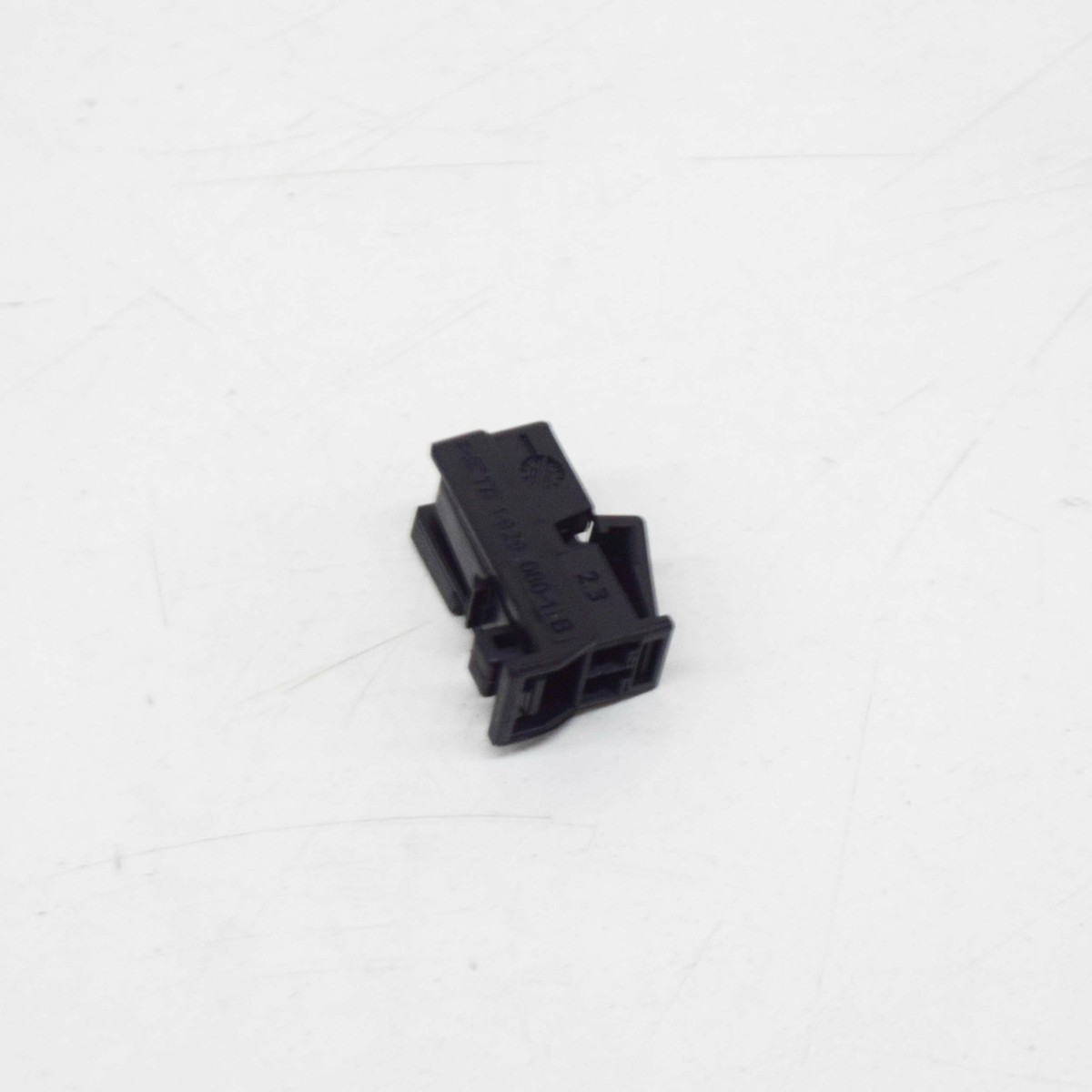 MERCEDES-BENZ CLA C117 Sun Visor Pin Bushing Housing A0375455928 