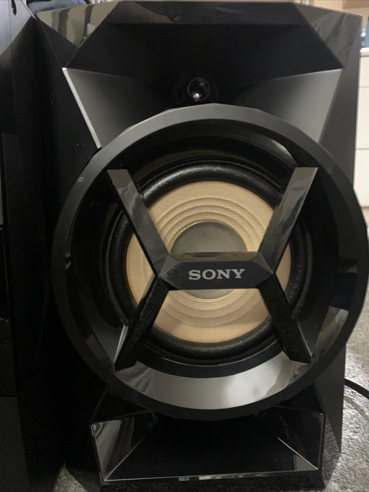 Sony MHCEC619iP Home Audio System Stereo CD iPhone iPod 8-pin Dock USB MP3 EQ - Image 4 of 4