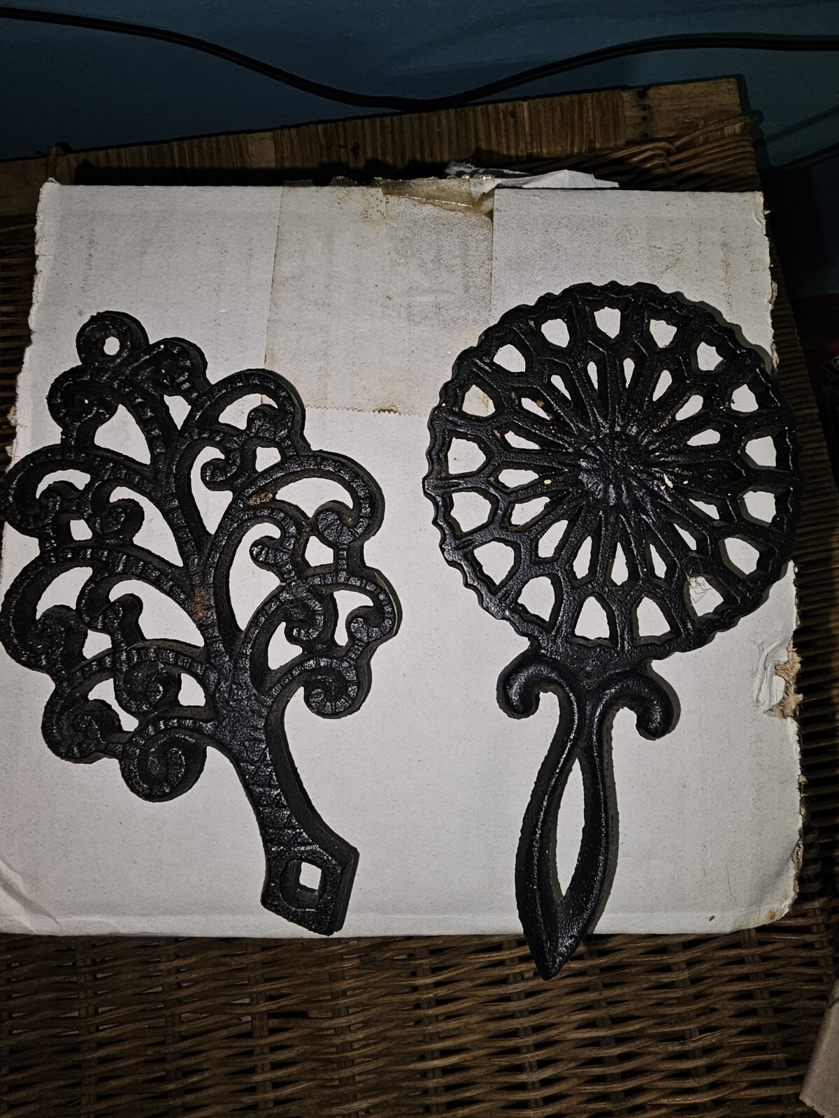 TWO VINTAGE CAST IRON TRIVETS eBay