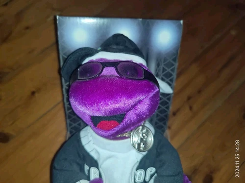 FROGZ Rock it Rappit Rabbit 2005 sings and dances frog purple RARE Gemmy plush - Picture 2 of 4