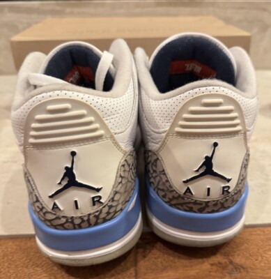 Jordan 3 Retro Mid UNC Size 8.5 CT8532-104 University Blue White