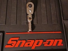 Snap-on Tools Usa New 38 Drive Stubby Quick Release Flex Head Ratchet Frkf80a