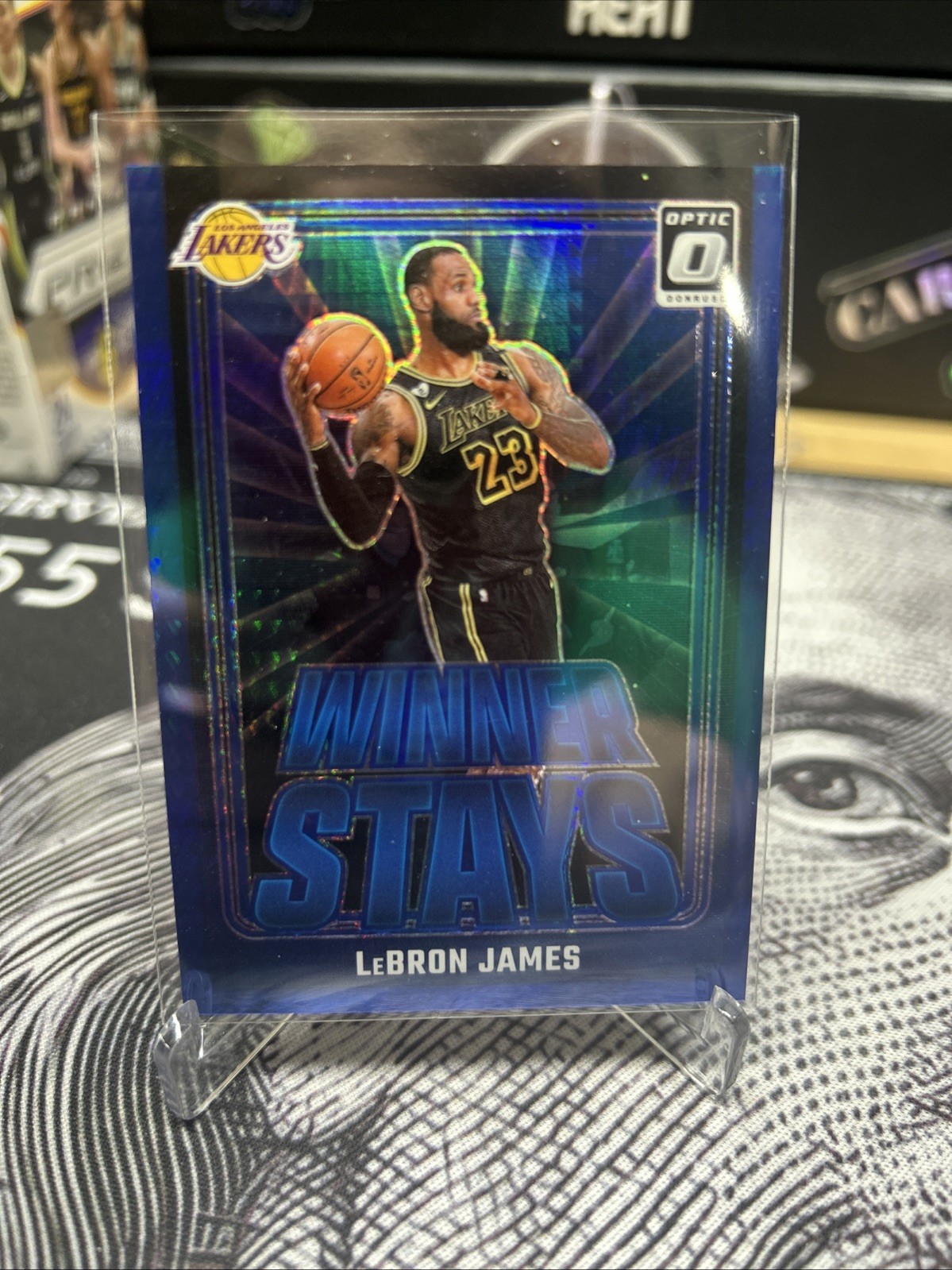 2024-25 Panini Donruss Optic Winner Stays Blue Hyper Prizm /175 LeBron James #1