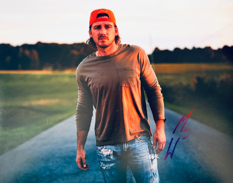 Morgan Wallen Signed•Country Star• 8x10 Autographed Color Photograph with COA