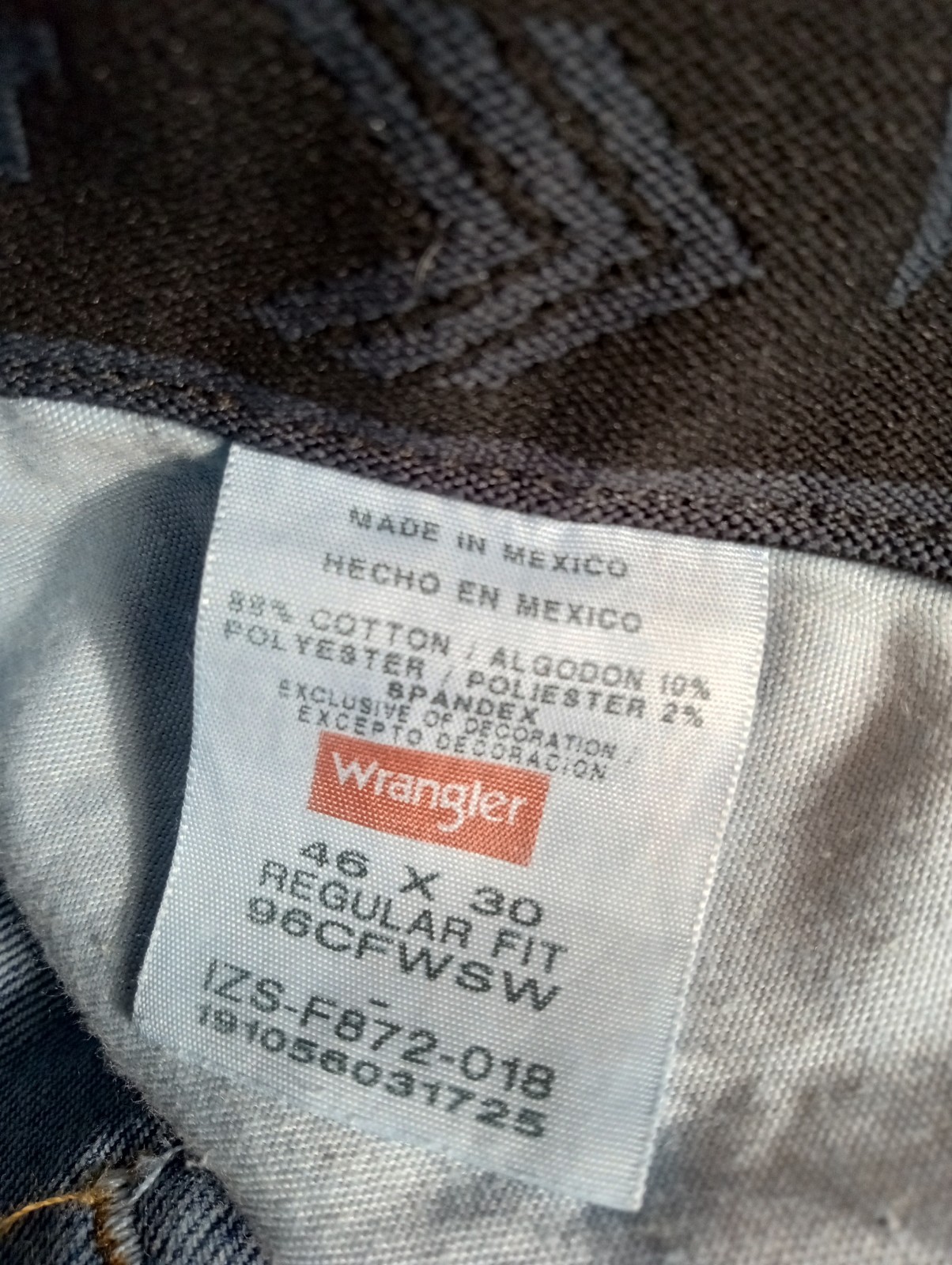 Wrangler Men's Premium Regular Fit Blue Jeans Size 46X30 Medium Wash image 4
