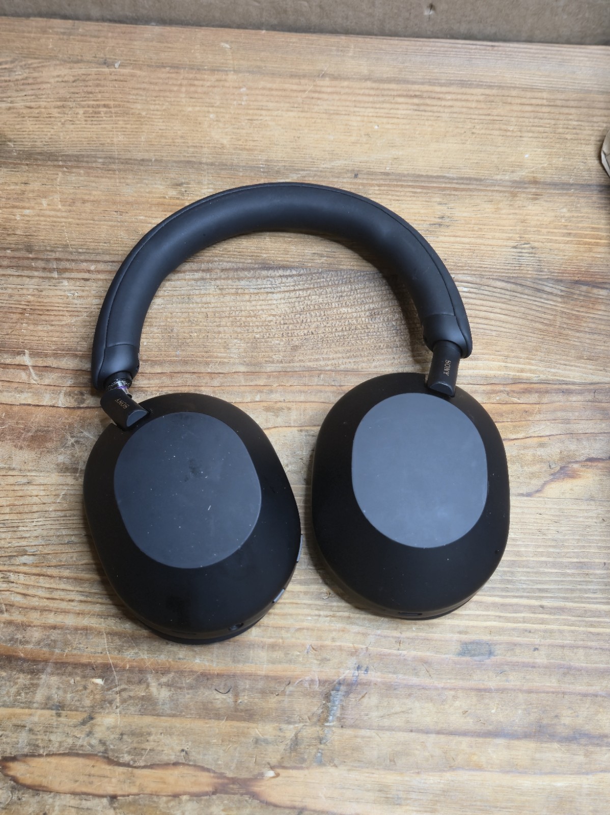 Sony WH-1000XM5 Wireless Noise Canceling Headphones Black Left Side Broke