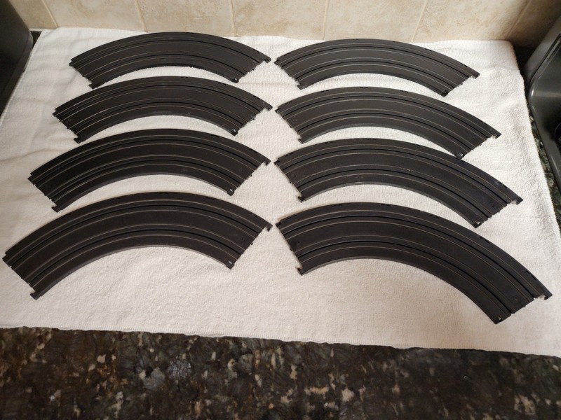 Aurora AFX Slot Car Track 2519 9" Radius Curve 1/4 Circle Lot Of 8 Pieces 1970's