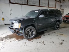 Used Wheel Fits 2007 Chevrolet Tahoe 20x8-12 6 Spoke Flat Faced Spoke Grade A