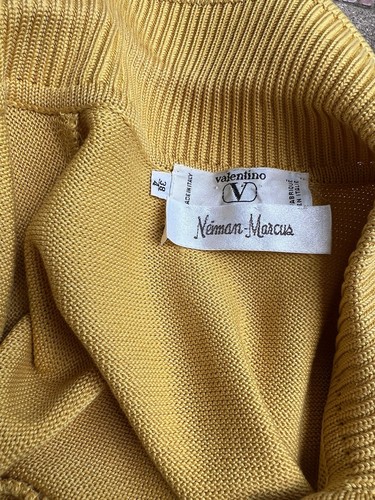 Womens Vintage 1990s Designer Valentino Short Sleeve Mustard Sweater Small - Picture 6 of 7