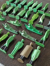 Soldiers made of sharp plastic.Vintage USSR.Progress.1970s.33 pieces.Prickly .