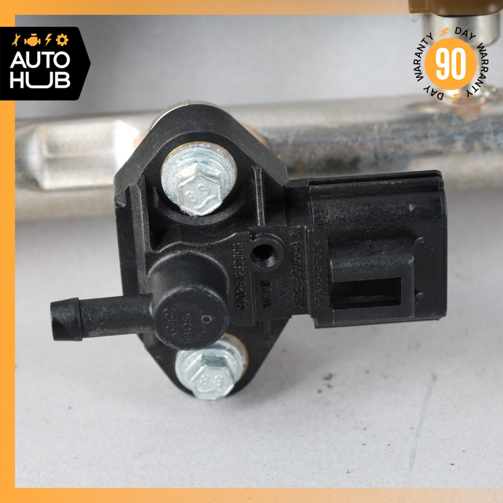 10-17 Aston Martin DB9 Rapide Left Side Fuel Injector Rail w/Injectors OEM
