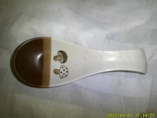 VINTAGE STONEWARE LOOK PORCELAIN SPIIN REST MUSHROOM PATTERN