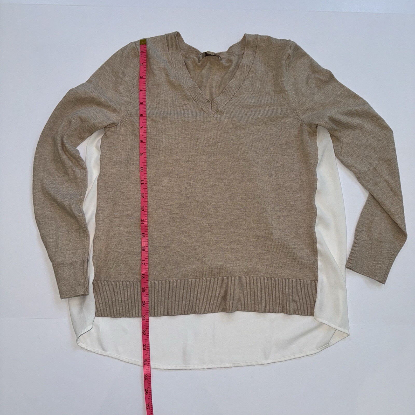 Loft Lightweight Transitional V-neck Oatmeal Ivor… - image 6