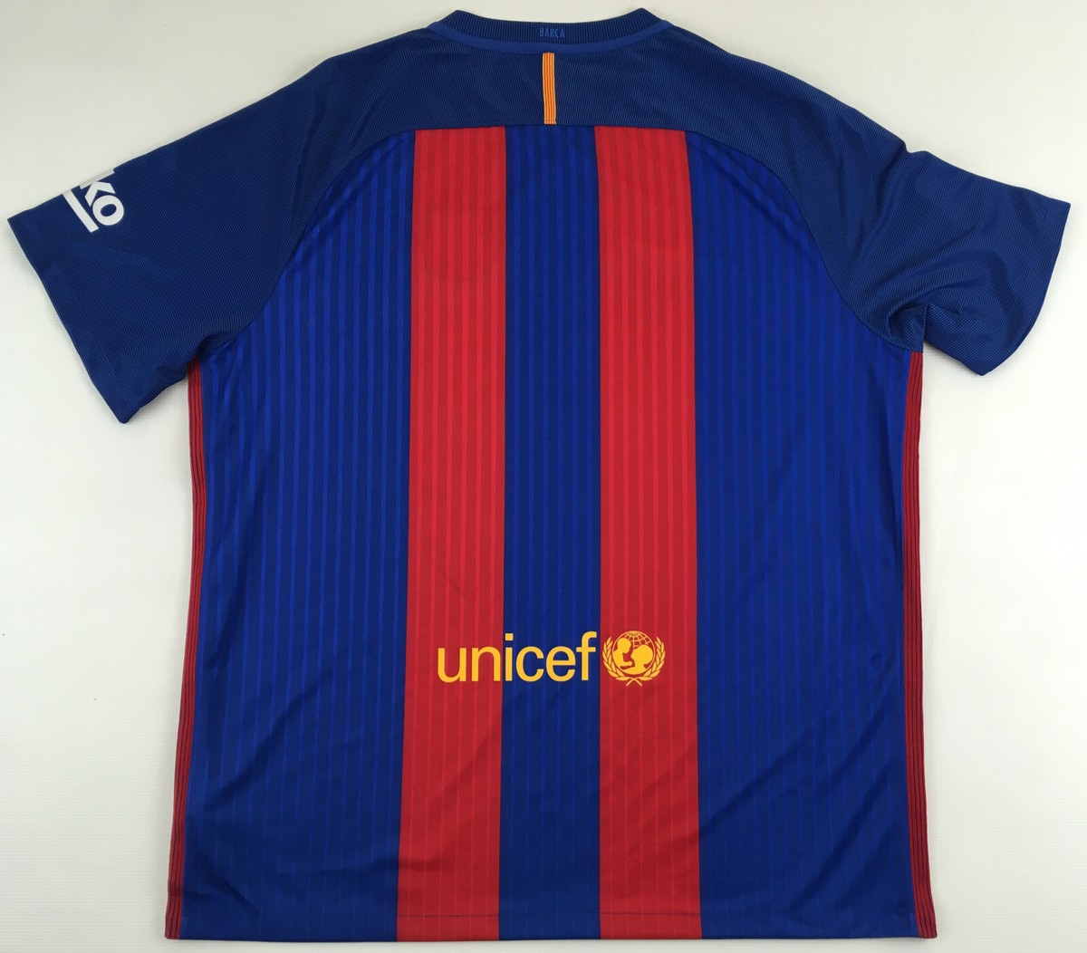 Nike マラガCF 2016-17ユニフォーム　未使用　Lサイズ Nike マラガCF 2016-17ユニフォーム 未使用 Lサイズ Nike マラガCF