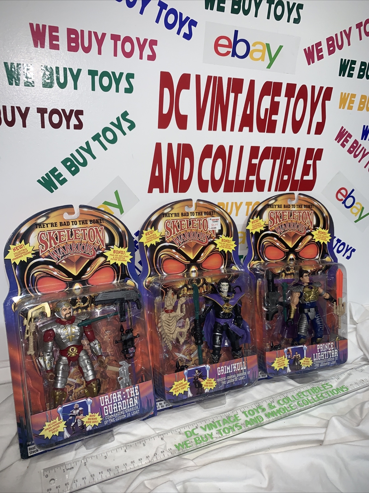 Skeleton Warriors Lot of 3 - Ursak The Guardian Prince Lightstar Playmates 1994