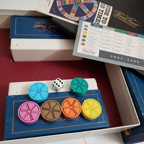 Master Game Trivia Pursuit Genius Edition. Family Game - Picture 6 of 7