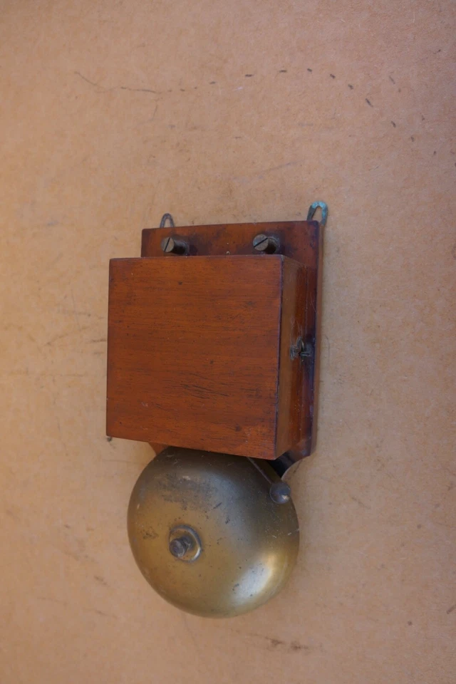 ANCIENNE SONNETTE SONNERIE - Photo 2/4