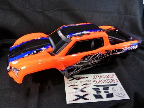 Traxxas X-Maxx 8s Orange Blue Black 