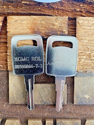 2 KEYS fits XCMG Roller Heavy Equipment