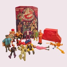 Ghostbusters Action Figures Lot with Case and Ghost Trap Containment Unit