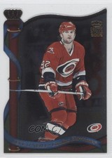 2001-02 Pacific Crown Royale Jeff O'Neill #28 0f8