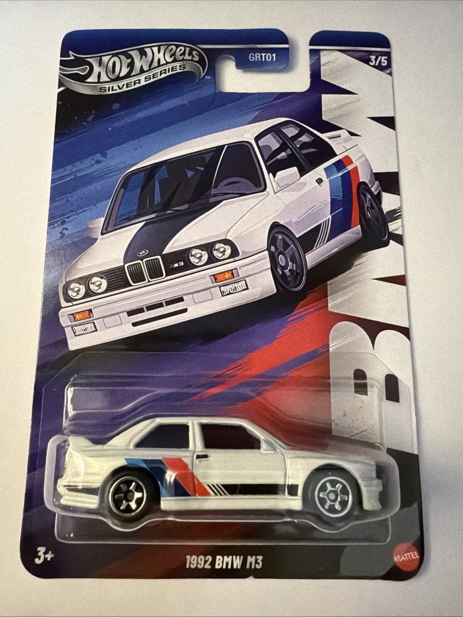 1992 BMW M3 E30 2025 Hot Wheels Silver Series 3/5 JBY56 1:64 Die