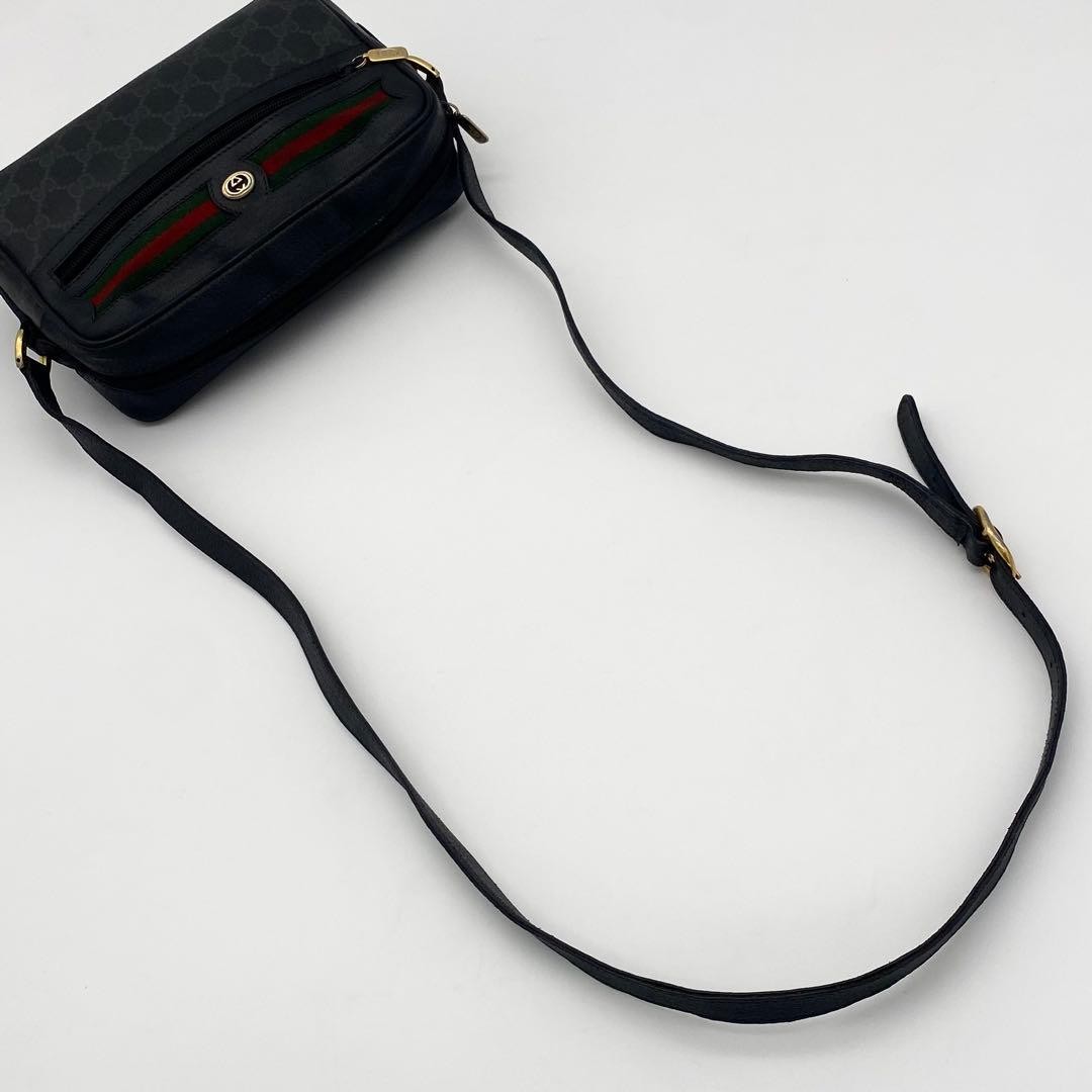 GUCCI Interlocking G Shoulder Bag — image 8