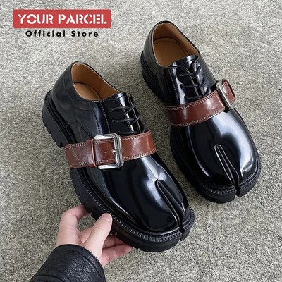 Tabi Shoes for Men Leather Belt Buckle Niche Split Toe Loafer Shiny Surface Boot