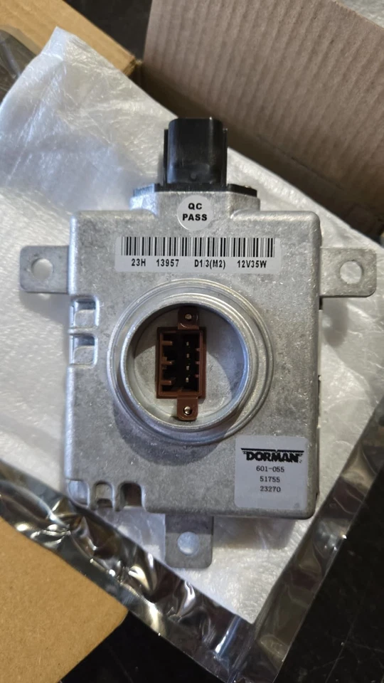 Unidad de control de lastre de faros HID apta para Acura TL TSX Mazda CX-9 Mitsubishi Lancer Foto 2 de 4