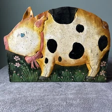 Primitive Antique Pig painted Wall planter Hanging Metal Container Decor Estate