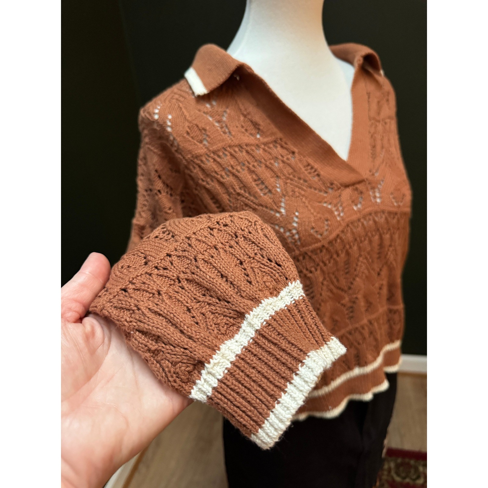 Universal Thread Brown Knit Pull Over Sweater Wom… - image 4