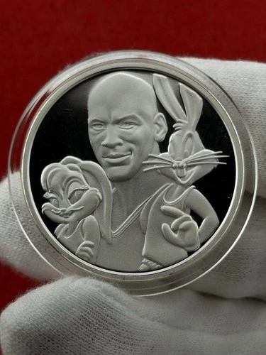 Michael Jordan Bugs Lola Bunny SPACE JAM 1996 RARE 1oz .999 Silver Round