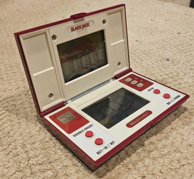 NINTENDO BLACKJACK Game and Watch vintage electronic handheld LCD game 1985