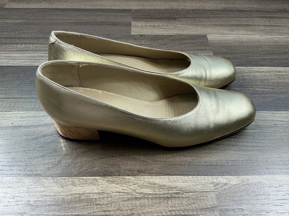 Zapatos de salón de cuero italianos Sesto Meucci vintage años 90 raros para mujer tacón espejo dorado talla 8M Foto 3 de 4