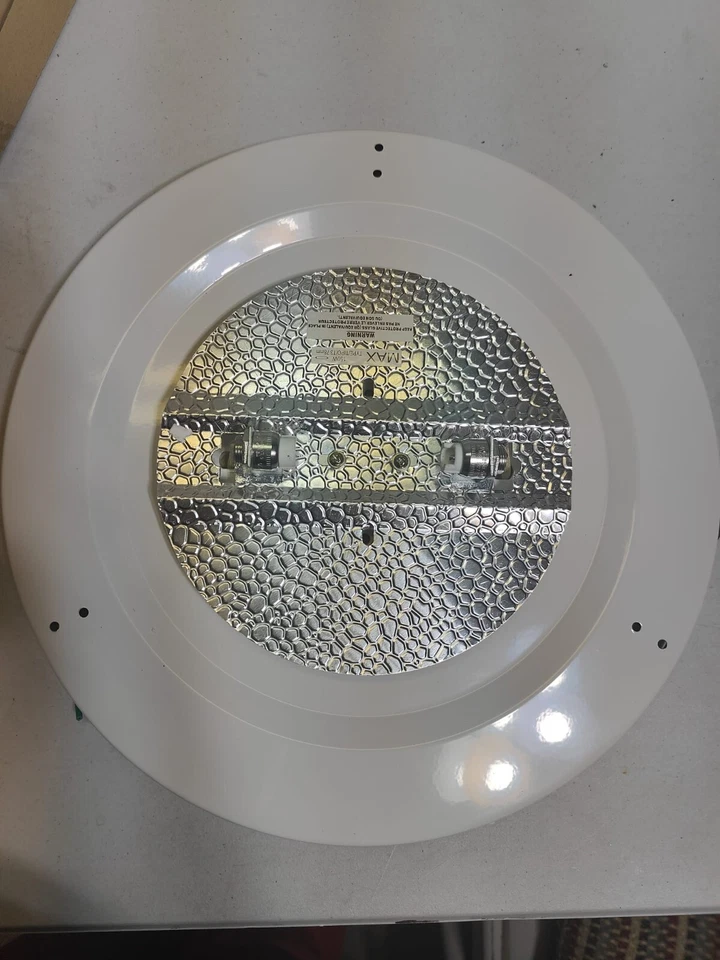 Portfoilio #0228843 flushmount celling fixture - Image 4 of 4