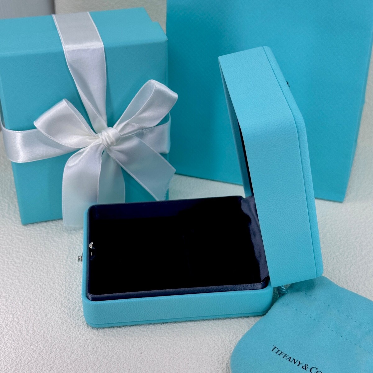 Authentic Tiffany&Co Blue Leather Box Sets for Earrings | eBay