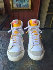 NIKE Blazer Mid Roswell Raygun 2020 DD9528-100 5.5 Youth/7 Women s VGC