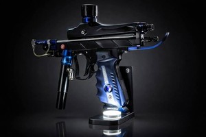 Custom 6061 CNC machined dovetail paintball marker gun wall mount display holder