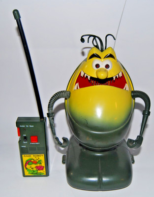 Vintage 1994 RAID ROBOT Bug RC Promo Toy - TESTED & WORKING Lights, Voice, Moves