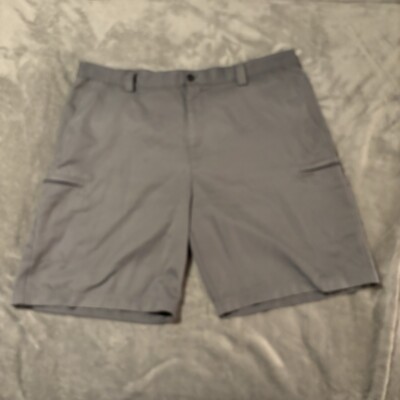 Izod XFG Golf Cargo Shorts Mens Size 40 Gray Polyester
