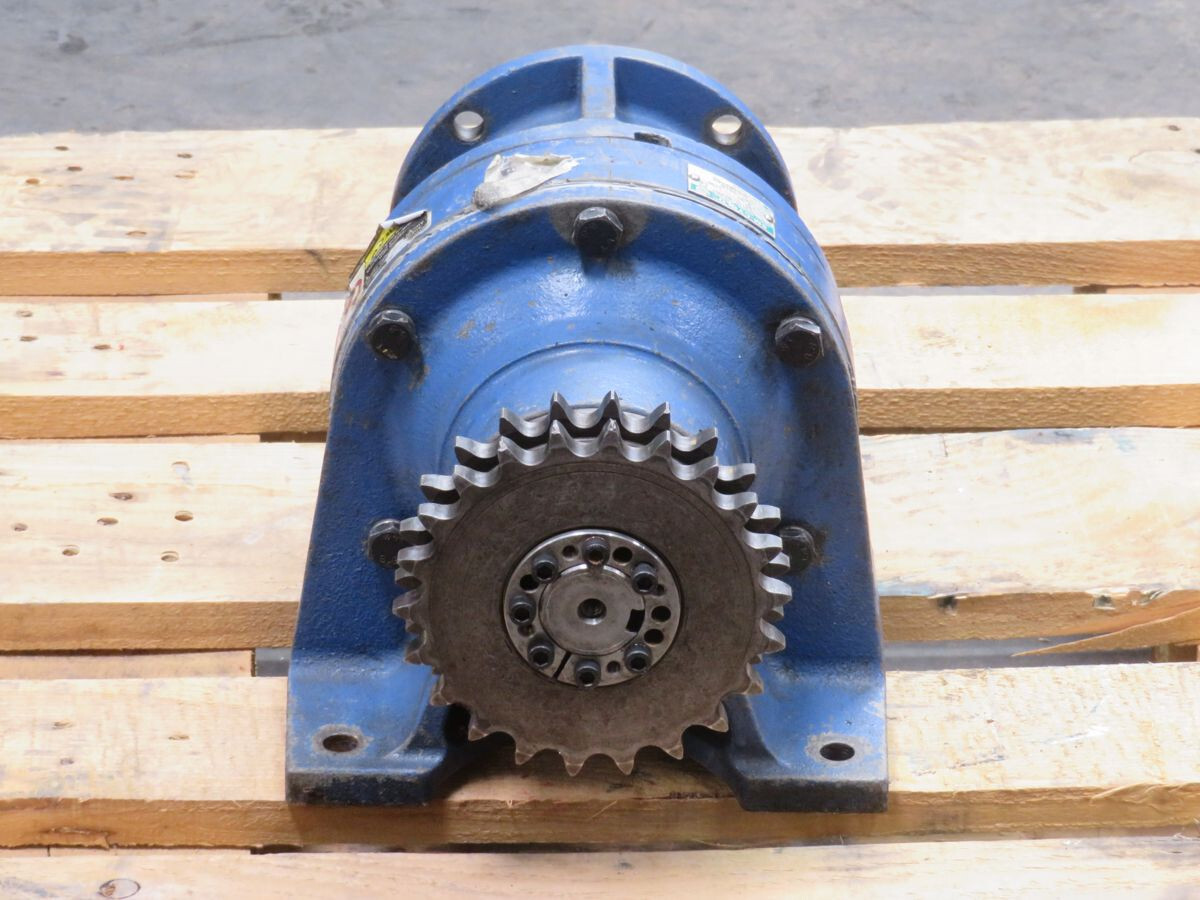SM-CYCLO GEAR REDUCER 35 RATIO 3.3 HP INPUT T257691