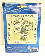 Janlynn Designs For the Needle FOREVER LOVE Daisies Cross Stitch Kit 5 x 5