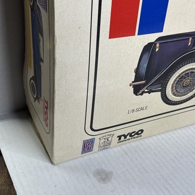 Pocher 1/8 Model Car Kit 1932 Rolls Royce Phantom II Sedanca Coupe