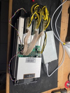 bitcoin miner s9 1 hashboard defekt mit Braiins OS